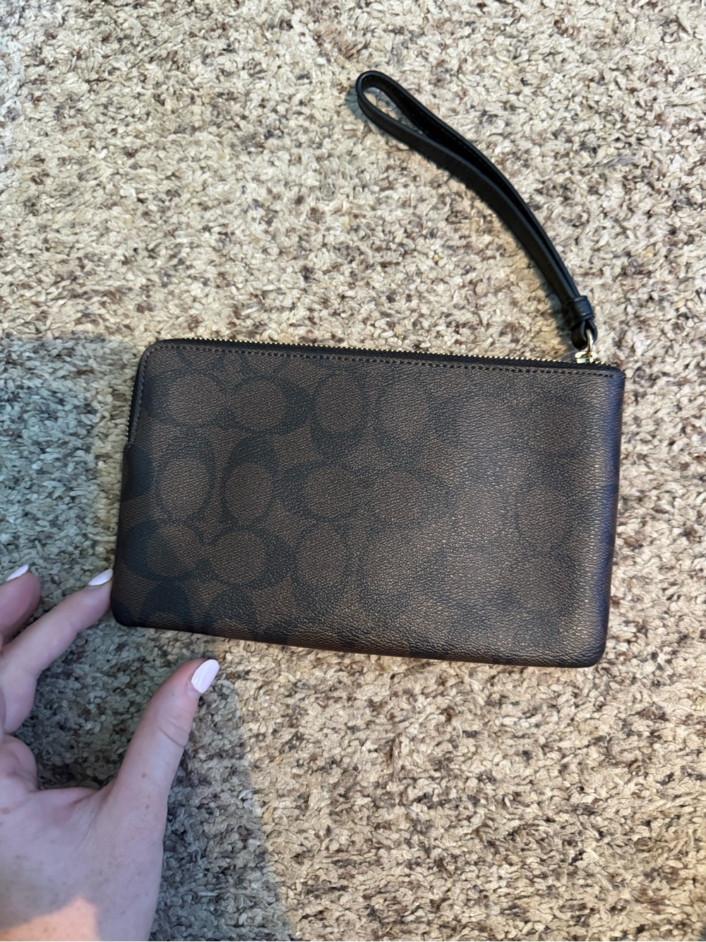 Coach large corner zip Signature Canvas Wristlet - Picture 2 of 5